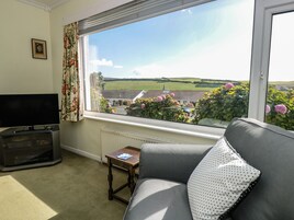 3 habitaciones, decoración personalizada y muebles diferentes 