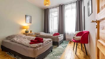 4 Schlafzimmer, Bügeleisen/Bügelbrett, kostenloses WLAN, Bettwäsche