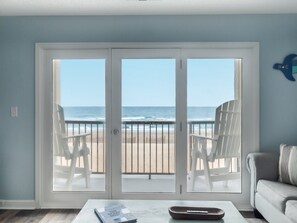 Smart TV, DVD player