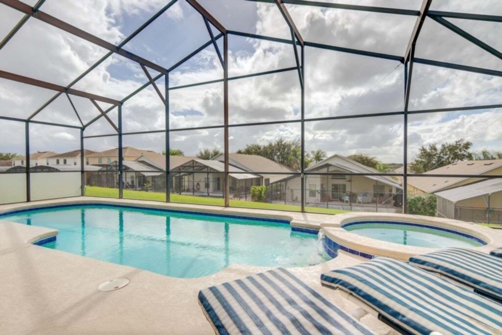 House, 4 Bedrooms | Pool