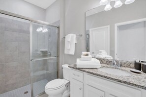 Casa de ciudad, 5 habitaciones | Baño | Toallas