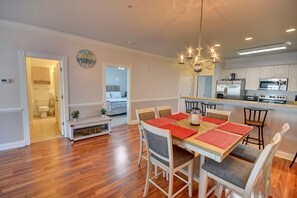 Condo, 3 Bedrooms | Dining - 4827 Magnolia Lake Drive, #302 3 Bedroom Condo by RedAwning (Myrtle Beach)