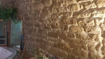 Zimmer, 1 Schlafzimmer, Terrasse, Gartenblick | 1 Schlafzimmer, schallisolierte Zimmer