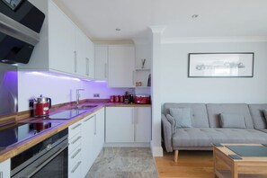 Apartment | Private kitchen - Direct Sea Views, Seafront Location & Free Parking (Brighton)