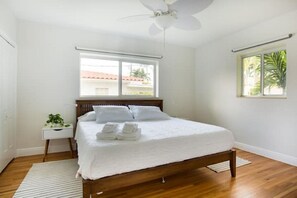 3 bedrooms, travel crib, WiFi - Immaculate spacious 3/2 in the heart of Miami, FL (Miami)