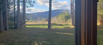 Delightful Vacation Home - Minutes to Okemo,  Direct Access to VAST trails