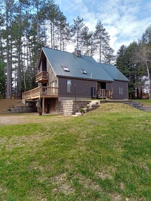 Exterior - Delightful Vacation Home - Minutes to Okemo, Direct Access to VAST trails (Ludlow)