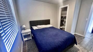 3 bedrooms, iron/ironing board, free WiFi, bed sheets