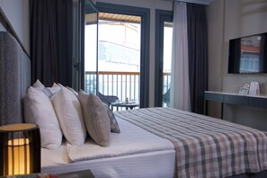 Habitación doble estándar, balcón | Vista desde la habitación