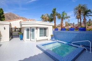 A heated pool - Stunning Pet Friendly Condo at LQ Resort & Club! (La Quinta)