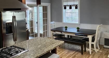 Entire Residential Home in the Heart of the White Mountains