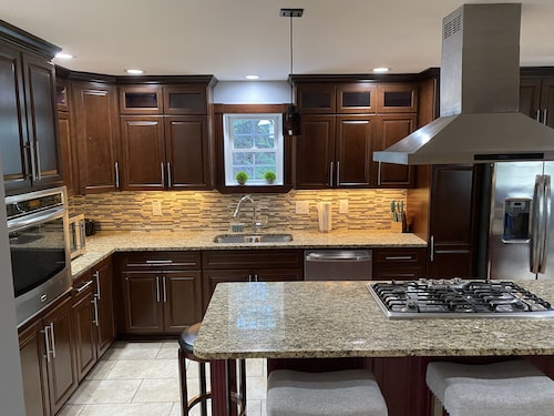 Entire Residential Home in the Heart of the White Mountains