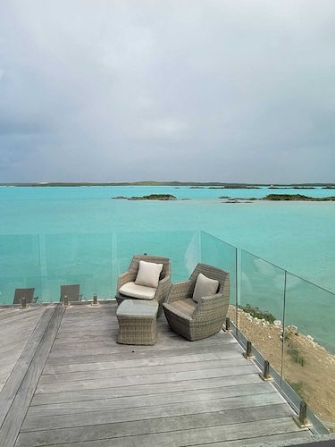 🏡LAS BRISAS AZULES 🏡/WATER FRONT PRIVATE BEACH🏖️