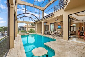 Pool - Opulent Waterfront Home With Pool, Spa, Dock and Deck (Marco Island)