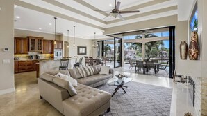 Living room - Opulent Waterfront Home With Pool, Spa, Dock and Deck (Marco Island)