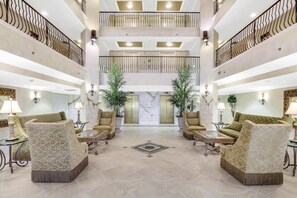 Interior - Beachfront Condo Building With Pool, Tennis and Views (Marco Island)