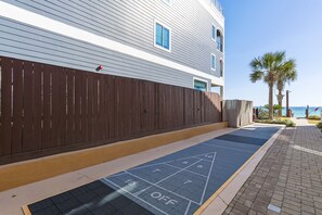 Property grounds - 11- Coral Reef Club- BEAUTIFUL BEACH FRONT Condo (Destin)