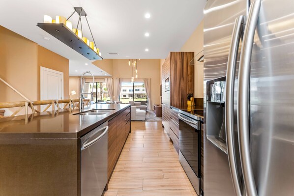 Microondas, lavavajillas y toallas de papel