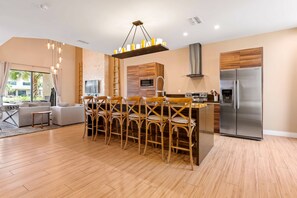 Microondas, lavavajillas y toallas de papel