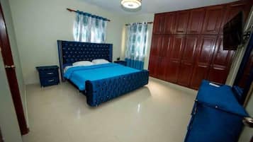 4 bedrooms, free WiFi, bed sheets