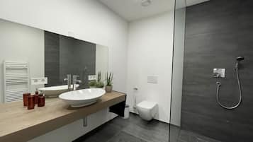 Deluxe-Apartment, barrierefrei, Flussblick | Badezimmer