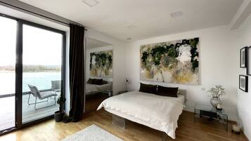 Deluxe Apartment, Accessible, River View | 1 bilik tidur