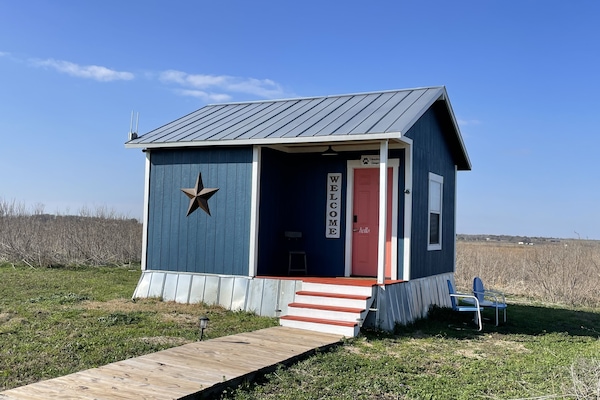 Cozy up in this little gem