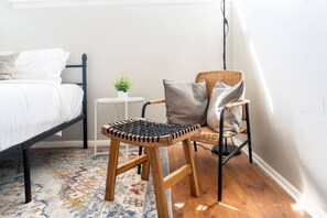 2 dormitorios, escritorio, tabla de planchar con plancha y wifi gratis