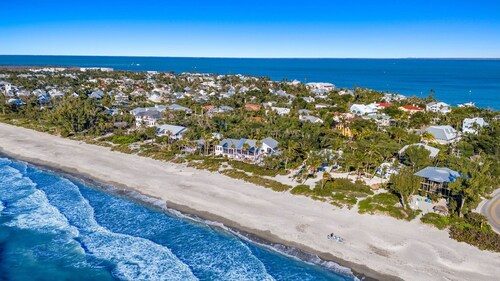 Best Views & Beach on Captiva - Jensen's “On the Gulf” - Casual Lux - South Beach Suite 3