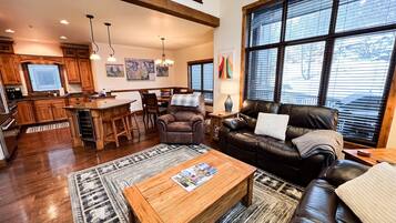 TV, fireplace, DVD player, stereo