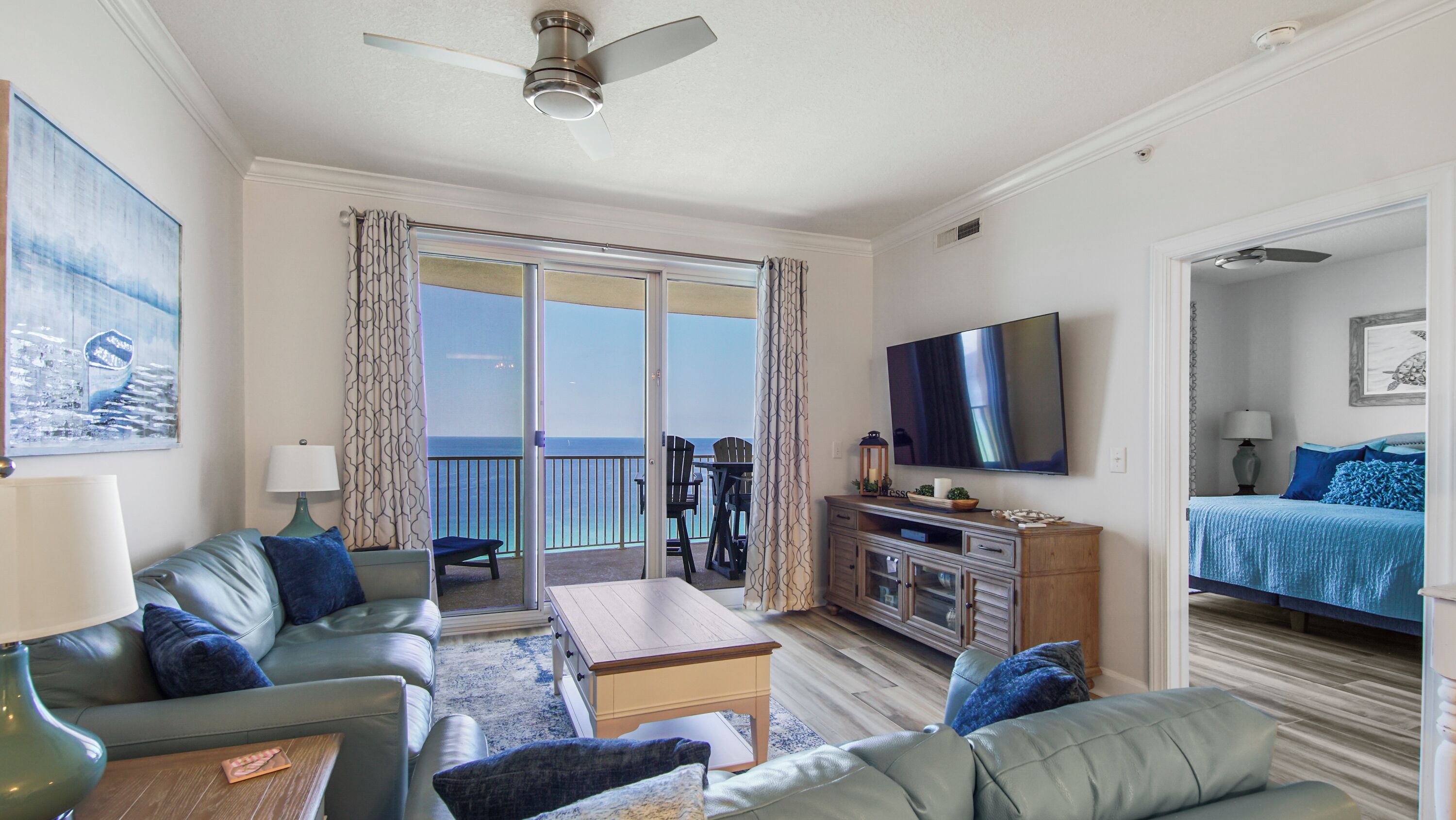 @@@ New owner! Fabulous new look! FRONT ROW BEACH CHAIRS INCLUDED! @@@