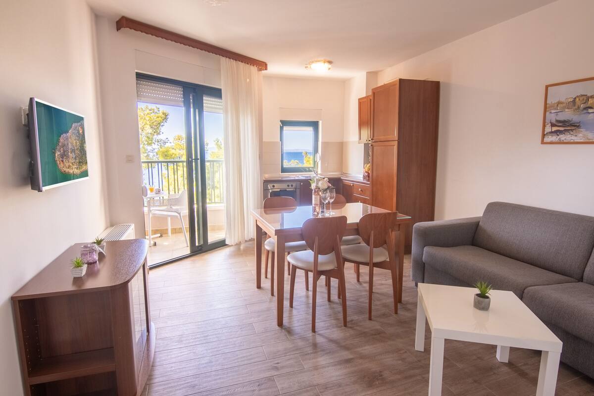 Apartment | Living area | LCD TV