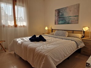 3 bedrooms, free WiFi, bed sheets