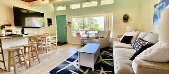 Well Appointed Oasis in the Sun! ☀️⚓️🏖 Pool, Beach, Boat Launch, Gorge, Wineries