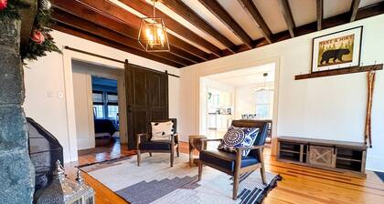 Cozy Family Cottage on Skytop Lodge Property