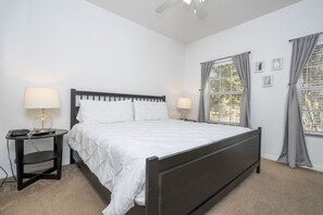 5 chambres, bureau, fer et planche à repasser, Wi-Fi