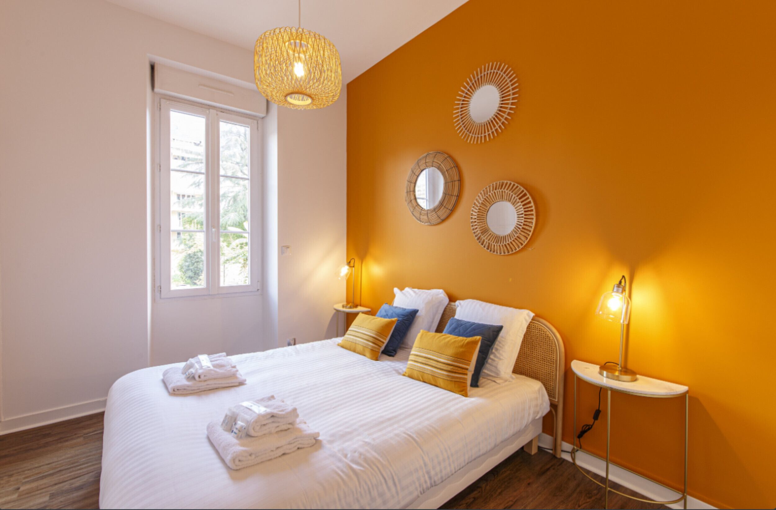 1 chambre, fer et planche à repasser, Wi-Fi, draps fournis