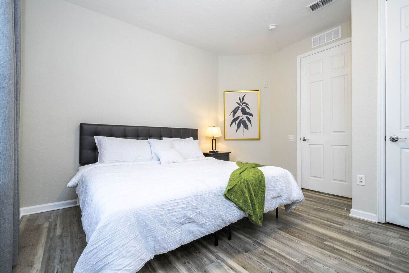 Desk, iron/ironing board, travel crib, WiFi