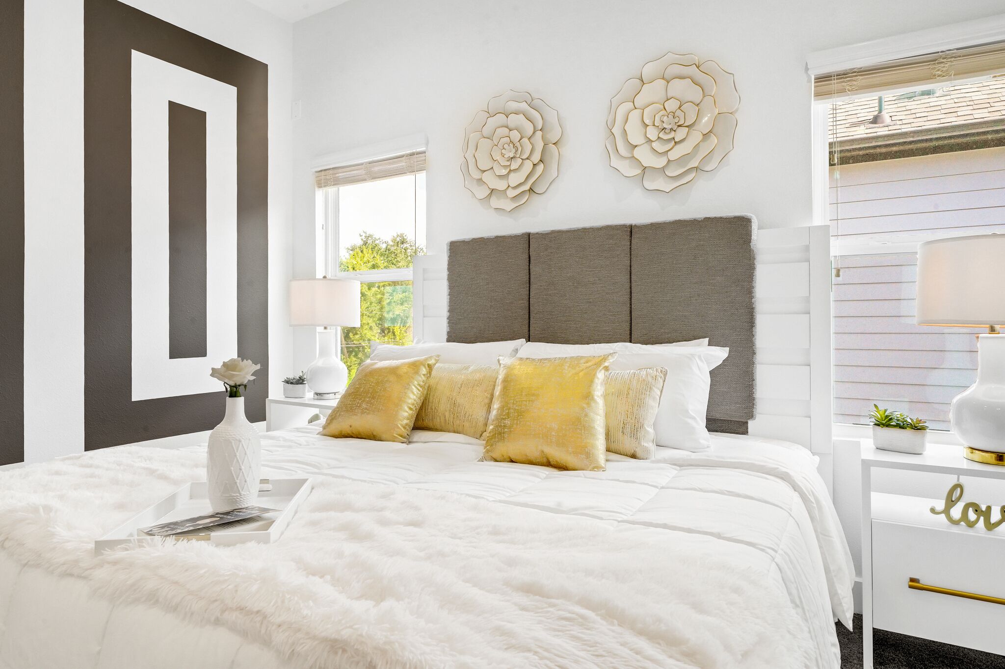 3 habitaciones, escritorio, tabla de planchar con plancha y wifi gratis 