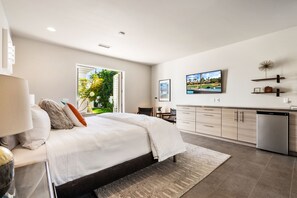 4 Schlafzimmer, Bügeleisen/Bügelbrett, kostenloses WLAN, Bettwäsche