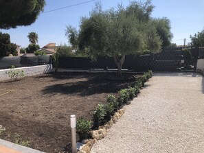 Property grounds - BLUE SILENCE COTTAGE (Costa Saracena - Castelluccio)