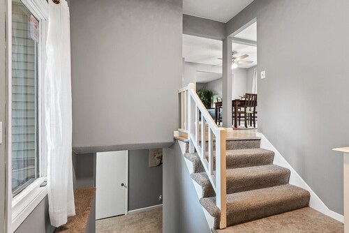 Relaxing Home, Family friendly, close to Malls, 5 miles to DT St. Paul 