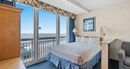 Oceanfront Studio - Right on the Boardwalk