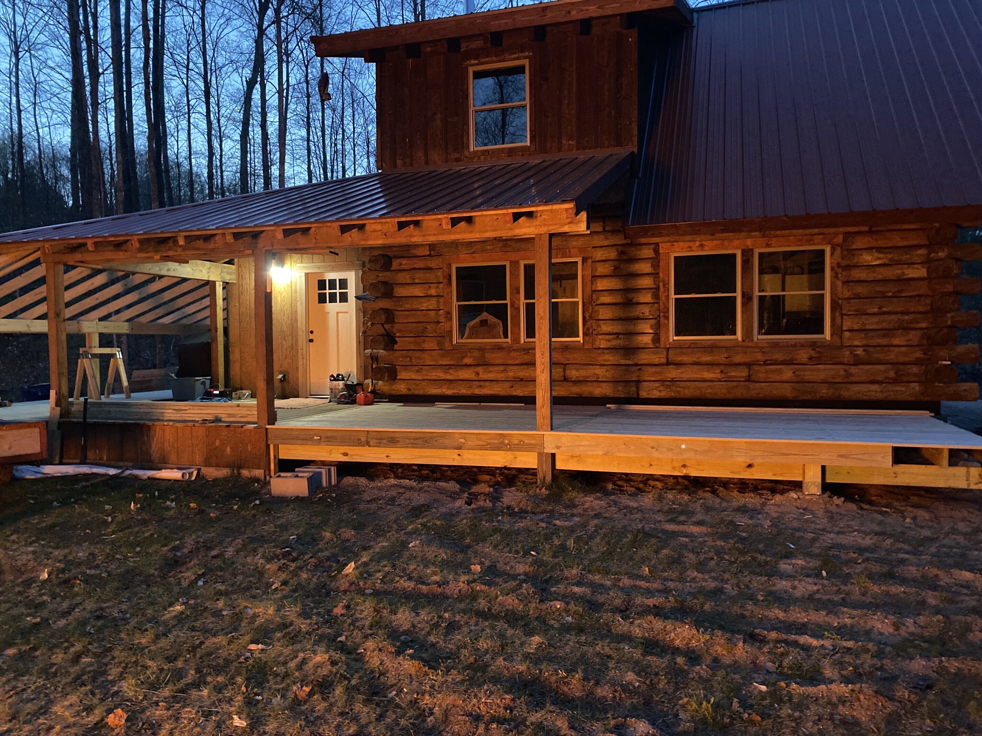 Golf,fish,hike,kayak,ski,relax! Private 10 acres right on the Betsie River