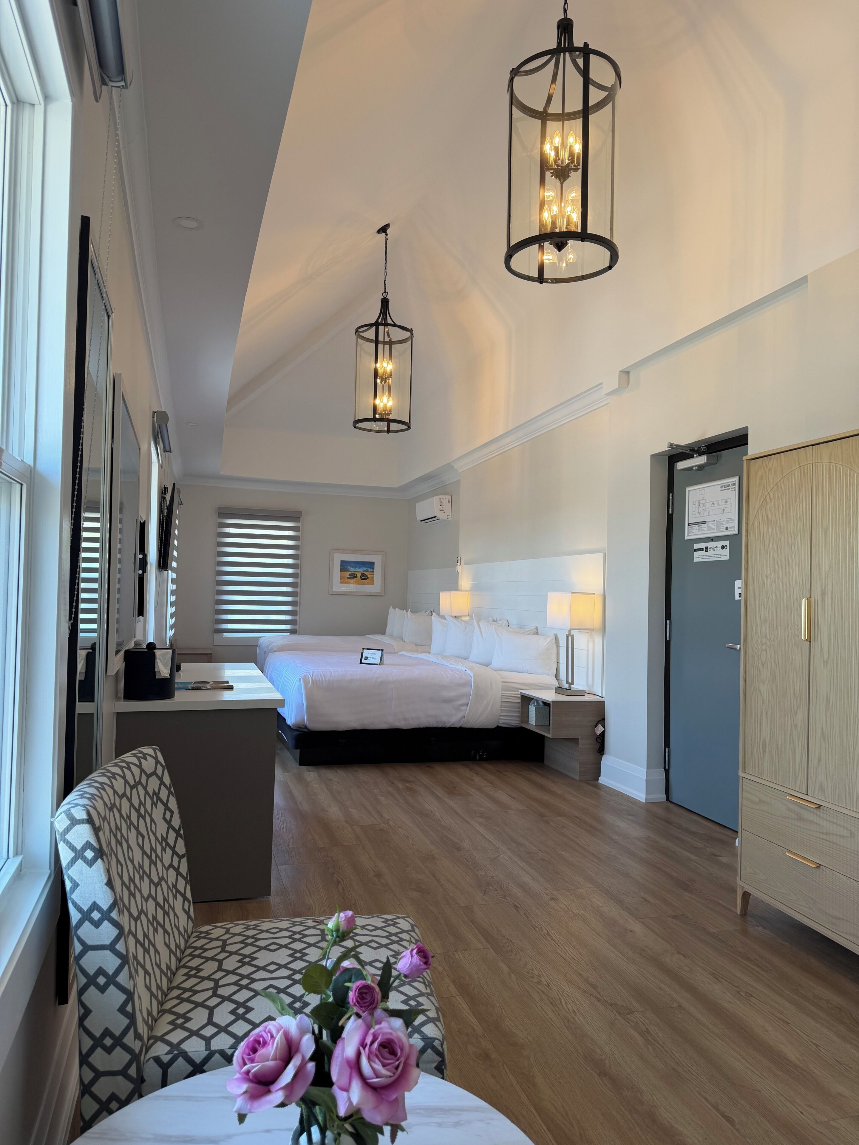 Tower Room | Roupas de cama premium, Wi-Fi de cortesia, roupa de cama