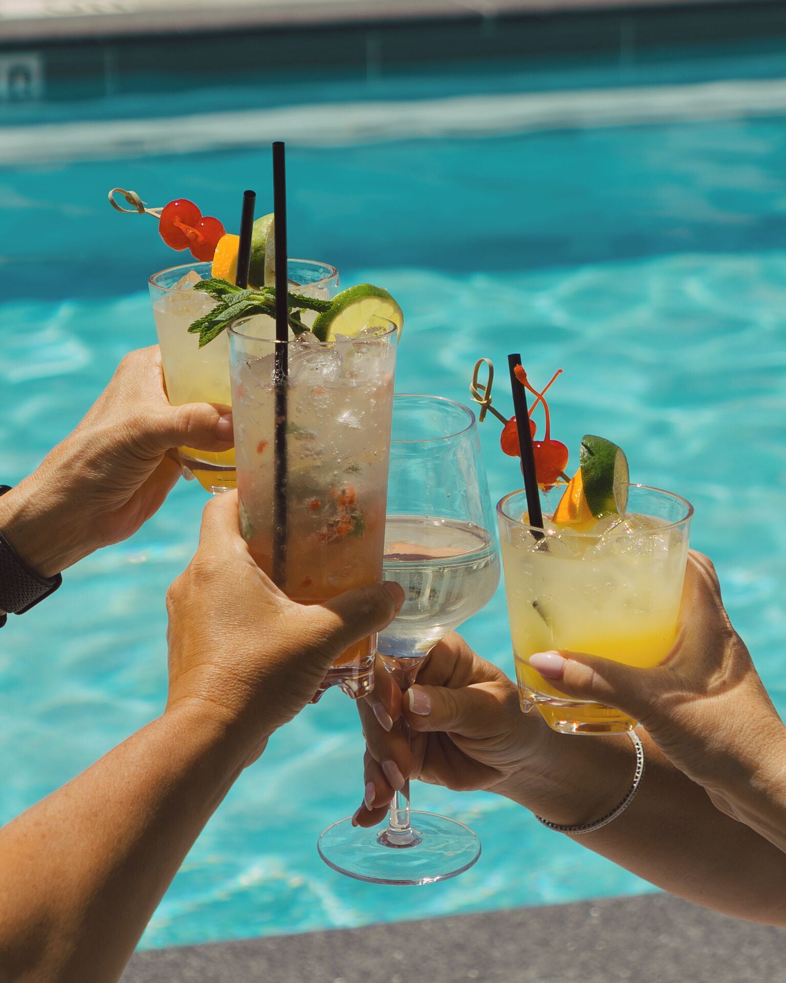 Seasonal outdoor pool, pool cabanas (surcharge), pool umbrellas