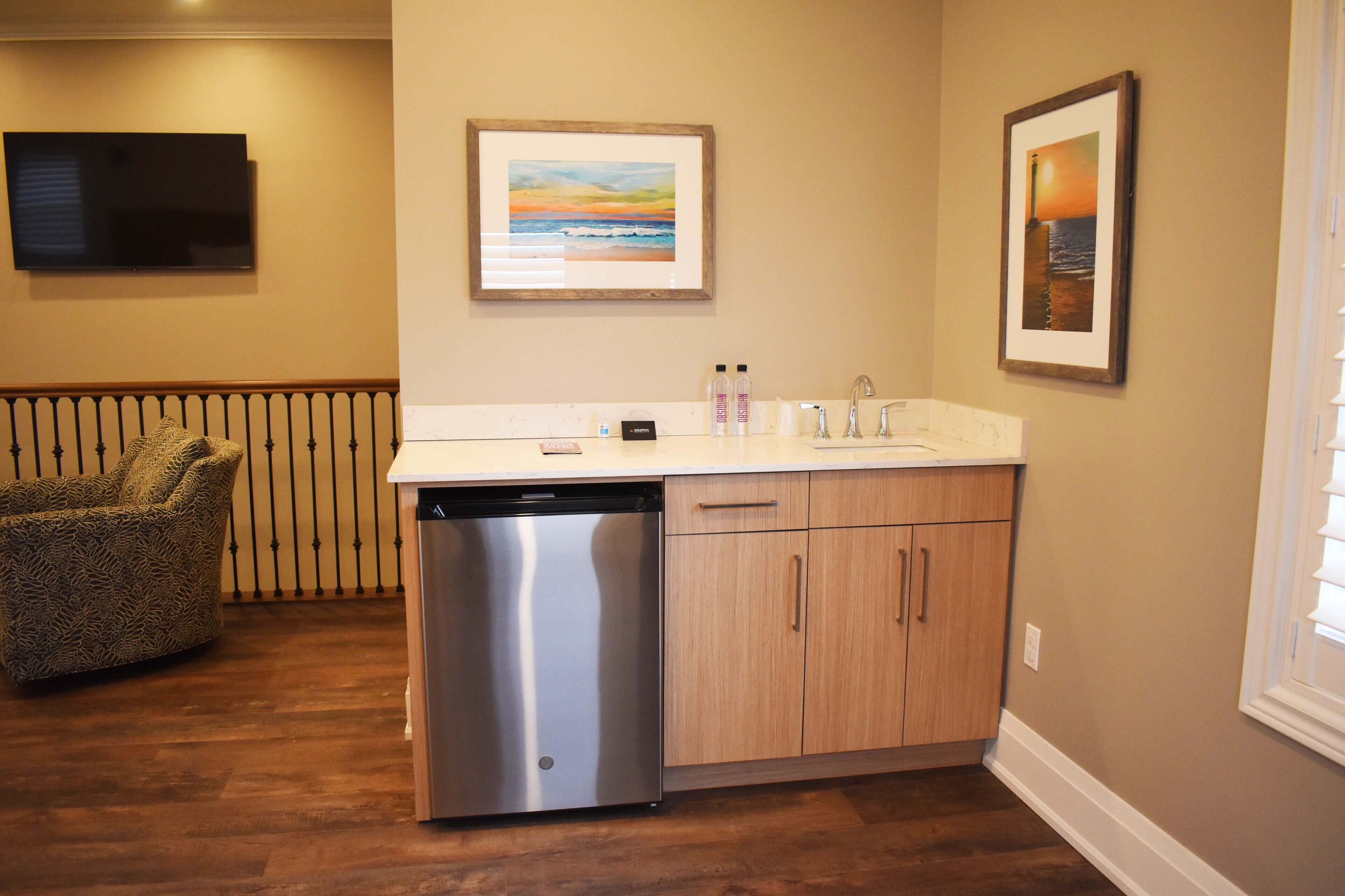 luxury king pool view | 1 bedroom, premium bedding, free wifi, bed sheets