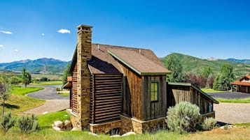 House (Chaparral Aspen Ranch Cabin) | Exterior