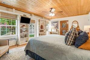 4 bedrooms, free WiFi, bed sheets