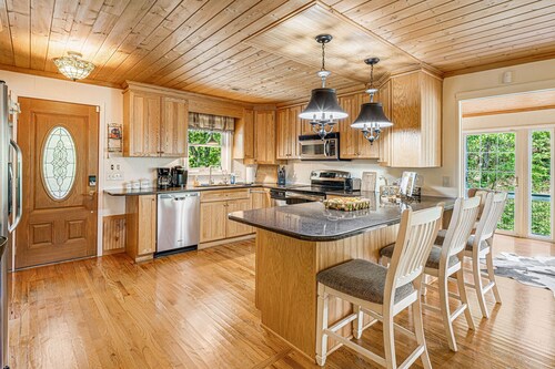 "Falling Water"  Perfect for families!